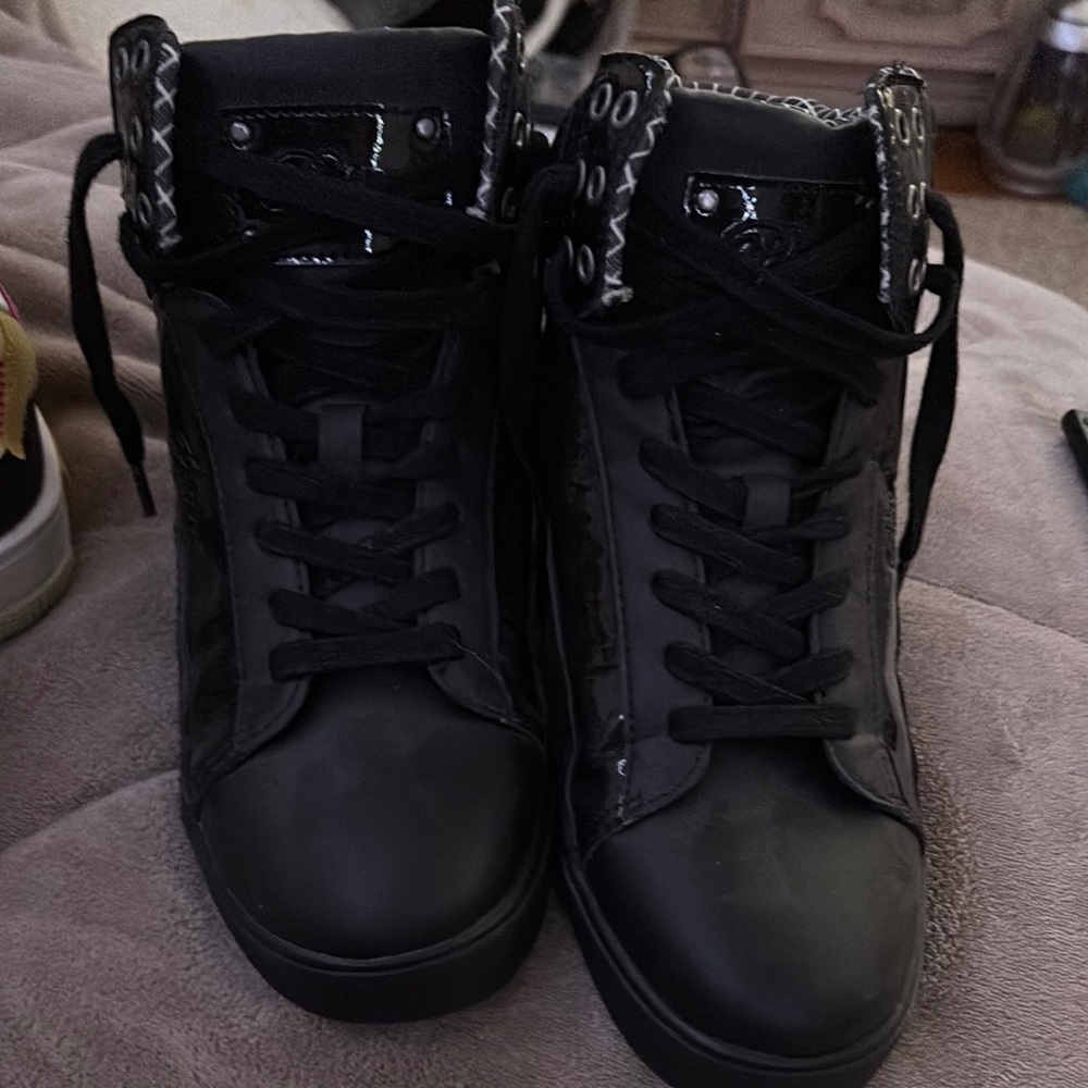 Sleek Black High-Top Sneakers with Zipper